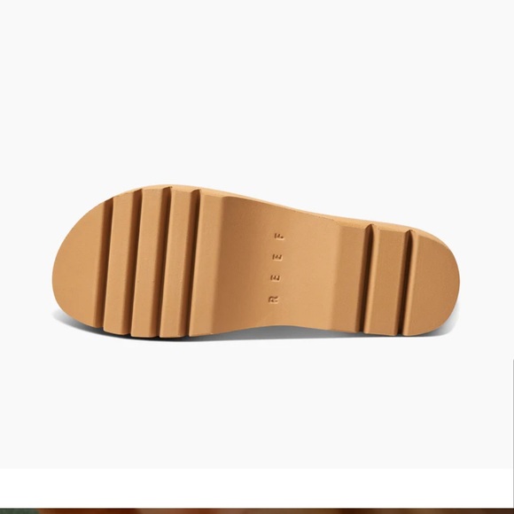 Reef Vista Higher Lennox Platform Sandal - Picture 3 of 9